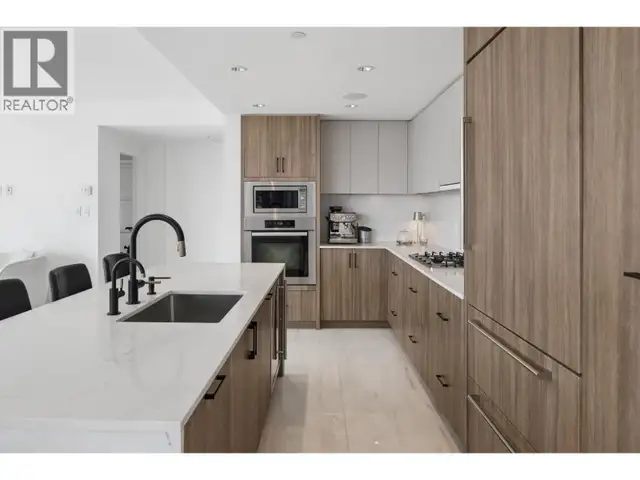 1701 1372 SEYMOUR STREET Vancouver, British Columbia in Condos for Sale in Vancouver - Image 12