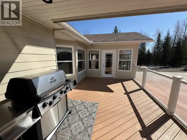 4 RESERVE ROAD Fort Nelson, British Columbia in Houses for Sale in Fort St. John - Image 36