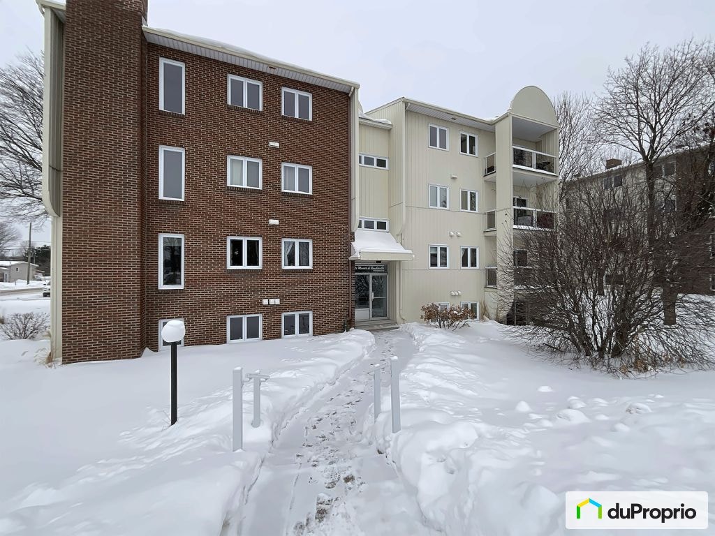 $245,000 - Condominium in Trois-Rivières (Cap-De-La-Madeleine) — photo 1