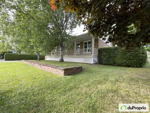 $435,000 - Bungalow for sale in Rimouski (Pointe-Au-Père) — photo 3