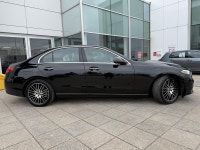 Humberview Volkswagen on the Queensway This 2024 Mercedes-Benz C300 4MATIC Sedan is the epitome of m... (image 7)