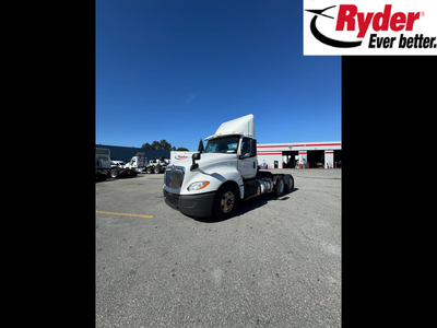 Ryder Stock ID: 239951 Transmission Type/Speed: AMT 13 Engine: DIESEL X15 GHG'17 450/1800 Horse Powe...