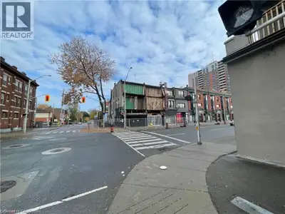 Developers and Investors, don't miss out on this opportunity to Re-Develop a Mixed Use Commercial/Re...