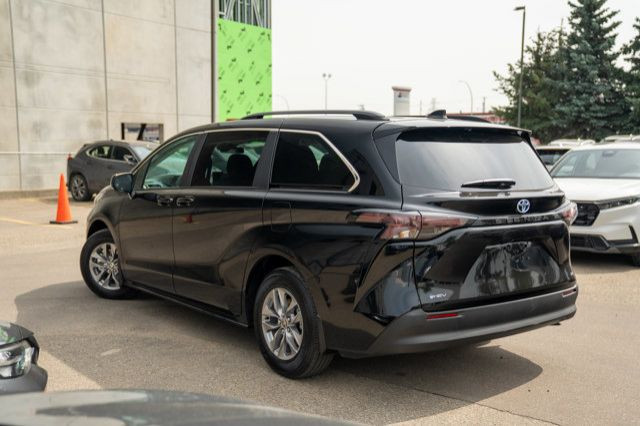 2025 Toyota Sienna LE in Cars & Trucks in Edmonton - Image 3