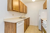 Amenities: Balconies • Storage Room • Air Conditioning Suite & Building: Spacious one-bedroom and tw... (image 5)