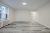 Fully renovated 1 Bedroom Apartment for Rent in the Heart of Midtown Toronto steps to transit, shopp... (image 6)