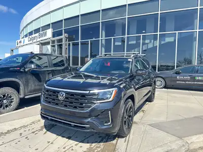 2024 Volkswagen Atlas Execline 2.0L TSI 4D Sport Utility AWD 8-Speed Automatic Deep Black Pearl R-LI...