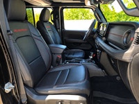 COME SEE WHY ''NOBODY BEATS A DEAL FROM PEEL!'' Your Source for ALL make and models used cars and tr... (image 9)