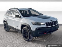 Experience rugged capability and everyday comfort with the *2022 Jeep Cherokee Trailhawk*, featuring... (image 7)