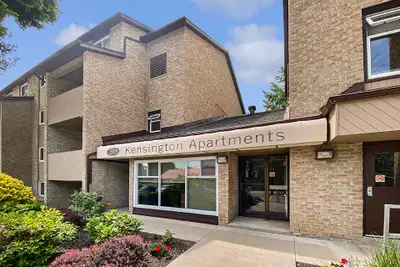 RARE FIND! OUTSTANDING TWO BEDROOM APARTMENT FOR RENT IN BROCKVILLE! SELECT APARTMENTS FULLY RENOVAT...
