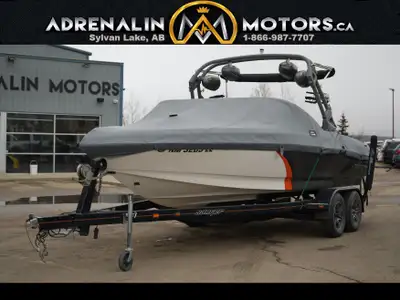 240 HOURS HULL - SANMX151E818 TRAILER - 1VMBG2321J1037704 2 KEYS - 1 IN BOAT 1 OWNER IN CANADA NEW T...
