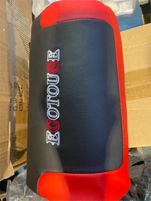 BRAND NEW - Car Neck Massage Pillow... LOT# 2 in Other in City of Toronto - Image 3