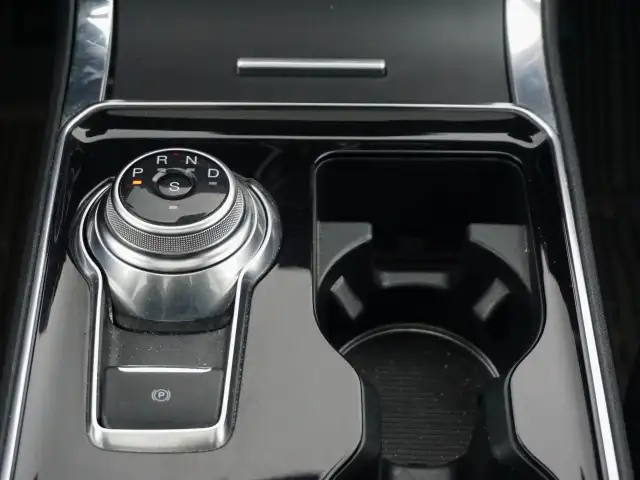 2020 Ford Edge in Cars & Trucks in Penticton - Image 25