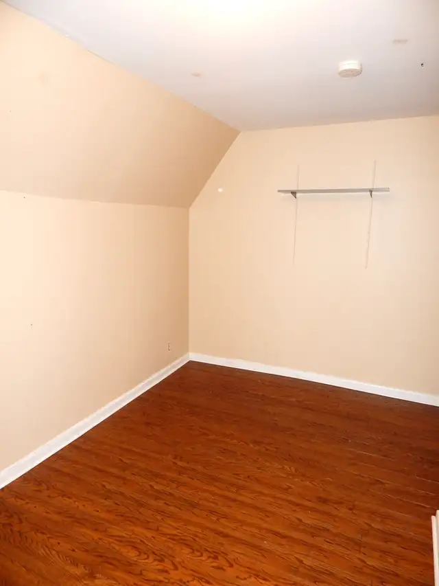SPACIOUS PRIVATE ROOMS FOR RENT - SANDY HILL in Room Rentals & Roommates in Ottawa - Image 4