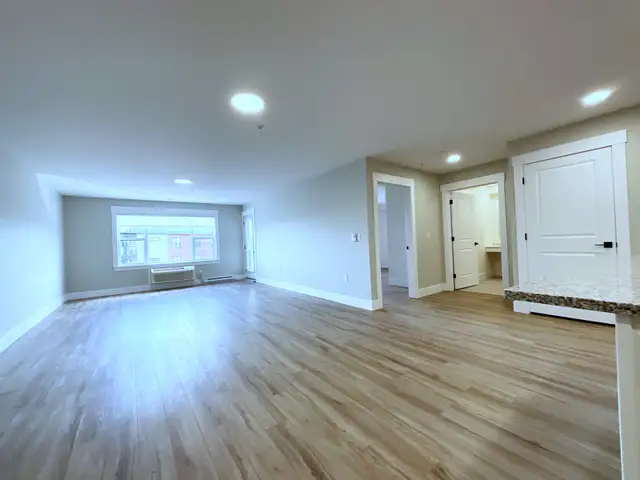 1Bed/1Bath, Uptown Near Shopping/Restaurants, 209-60 Lian St. in Long Term Rentals in Fredericton - Image 9