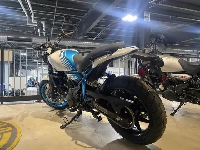 2026 ROYAL ENFIELD MOTORS GUERRILLA 450 in Street, Cruisers & Choppers in City of Halifax - Image 3