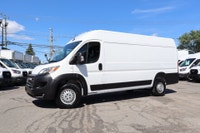 2025 Ram ProMaster Cargo Van A QUI LA CHANCE / SEULEMENT / 12.000 KM CEERTIFIÉ / 1 SEUL PRORPIO / PL... (image 3)