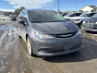 This Chrysler Grand Caravan delivers a Regular Unleaded V-6 3.6 L/220 engine powering this Automatic... (image 3)