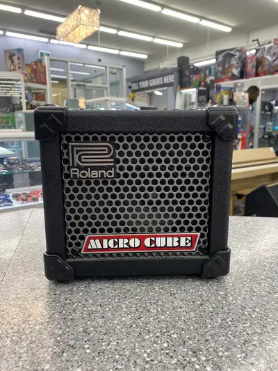 Roland Micro Cube Amp, View more
