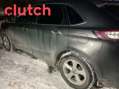 NO ACCIDENTS / CLEAN CARFAX / Bluetooth Music, Touchscreen Display, Power Driver Seat and more! Clut...