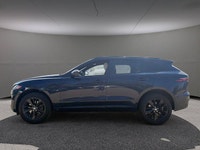 This Jaguar F-PACE has a strong Intercooled Turbo Premium Unleaded I-4 2.0 L/122 engine powering thi... (image 3)