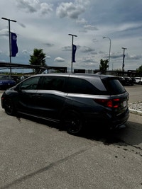 Welcome to Country Hills Volkswagen 2025 Honda Odyssey Sport-L Our team of knowledgeable professiona... (image 2)