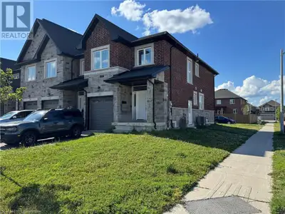 45 CALLON Drive Unit# Lower Unit Ancaster, Ontario