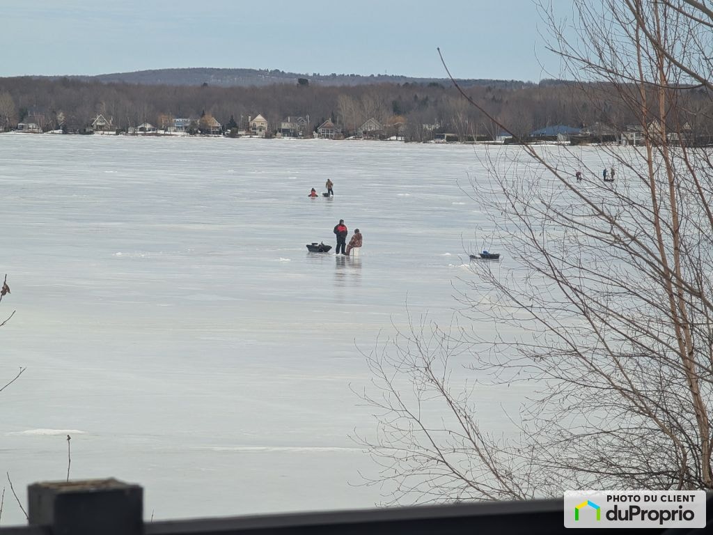 $864,900 - Bungalow for sale in Roxton Pond — photo 2