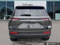 This Jeep Grand Cherokee delivers a Regular Unleaded V-6 3.6 L/220 engine powering this Automatic tr... (image 6)