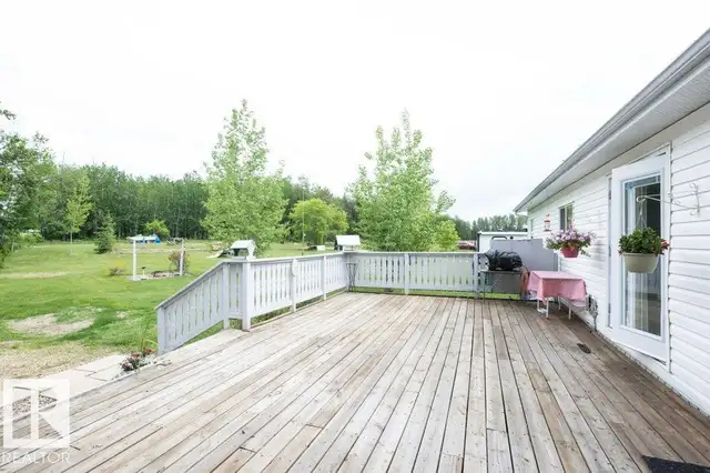 4903A 47 AV Rural Westlock County, Alberta in Houses for Sale in Edmonton - Image 23