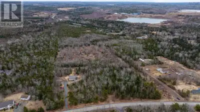 STOP scrolling, your dream home building lot starts right here! Welcome to this stunning 6.1 acre lo...