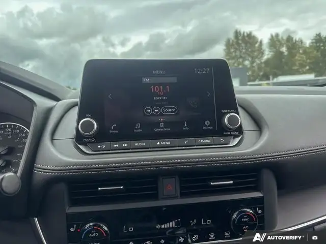 2024 Nissan Rogue S | Screen Display | Backup Camera in Cars & Trucks in Abbotsford - Image 17