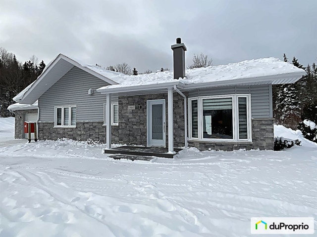 $367,500 - Bungalow for sale in Rivière-Éternité — photo 2