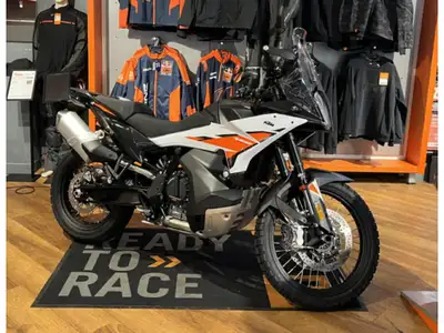. Vehicle Information Provided by autoTRADER.ca rock moto sport