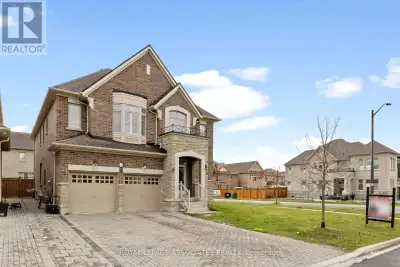 Welcome to 1 Morningstar Ave in Whitby's sought-after Rolling Acres community! This exceptional 3,79...