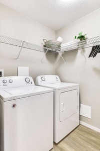 Broadstreet's Westerra Fields offers 1, 2, and 3 bedroom pet friendly apartments for rent in West Re... (image 7)