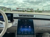 Experience the epitome of luxury and performance with this meticulously maintained 2022 Mercedes-Ben... (image 9)