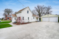 Just listed | 348 Emily St 