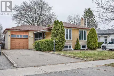 Beautifully Renovated 3-Bedroom 2-bathroom Bungalow with THREE parking spots, En-suite Laundry and P...