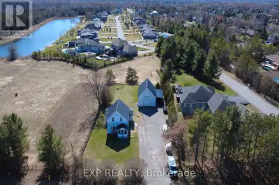 1558 STAGECOACH ROAD Ottawa, Ontario