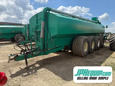 2006 Houle 7900 Manure Spreader Cart EL48-8D7900 WE SHIP DIRECT TO YOU, USA, and Worldwide!! Financi...