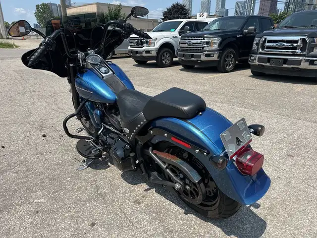 2014 Harley-Davidson Fat Boy ~ FAT BOY ~ 103CU ~ VANCE & HINES ~ in Street, Cruisers & Choppers in City of Toronto - Image 7