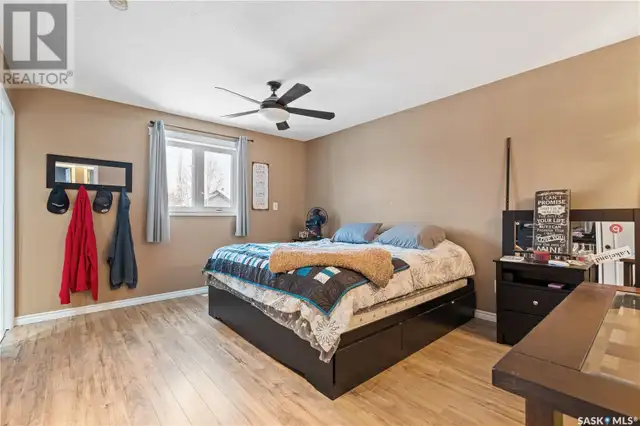 209 1st STREET W Pierceland, Saskatchewan in Houses for Sale in Meadow Lake - Image 11