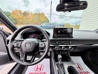 At Kings Honda you will experience an outstanding car buying experience. We make every effort to exc... (image 8)