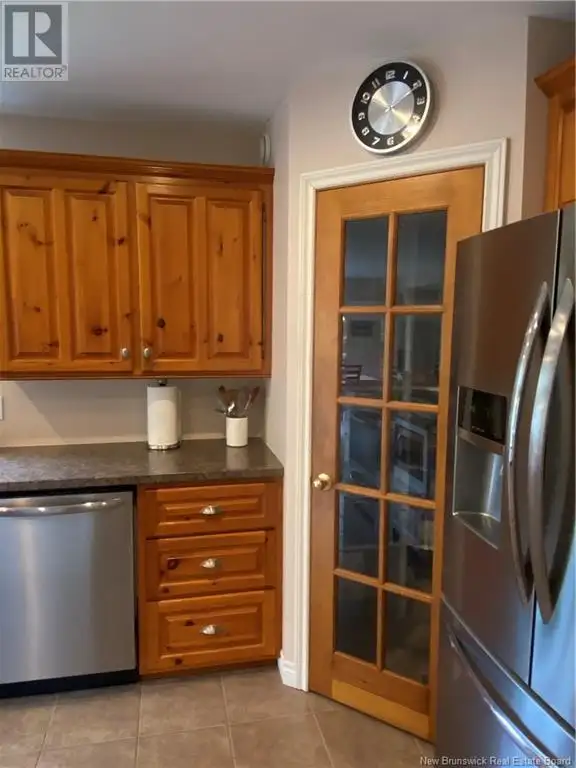 982 Kennebecasis Drive Saint John, New Brunswick62863330684801123