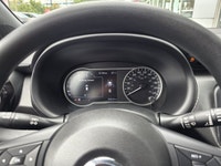 7.0-inch NissanConnect colour touchscreen display with Apple CarPlay and Android Auto integration, 7... (image 7)