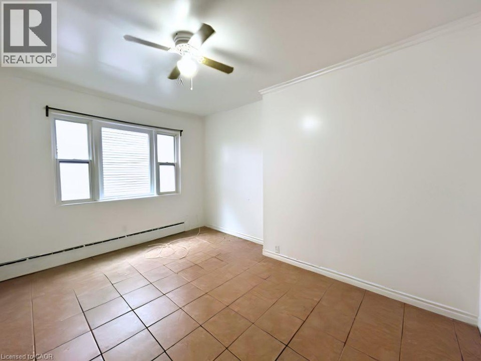 69 SHERMAN Avenue S Unit# 4 Hamilton, Ontario 5