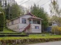 5782 WILLOW AVE Powell River, British Columbia