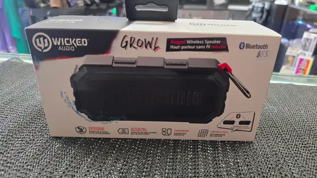 Wicked Audio Growl Bluetooth Speaker (NIB) in Speakers in Hamilton - Image 3
