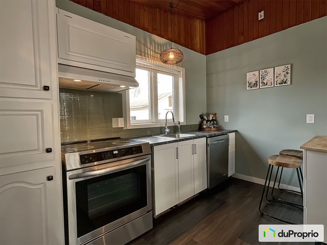 $278,000 - Bungalow for sale in Lac-Bouchette — photo 2